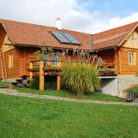 Boróka Apartmanházak - Gerenda Ház, hotelli kohteessa Velem
