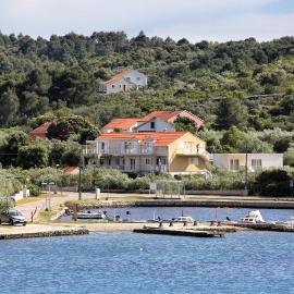 Apartments by the sea Lumbarda, Korcula - 4393