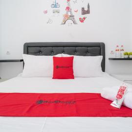 RedDoorz Syariah At Winong Nganjuk, hotel a Nganjuk