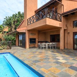 San Lameer Villa - 14308 - 4 Bedroom Deluxe - 8 pax - San Lameer Rental Agency, hotel in Southbroom