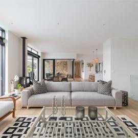 Sunset Villa - Luxury Villa 150m from the beach, hotel in Plettenberg Bay