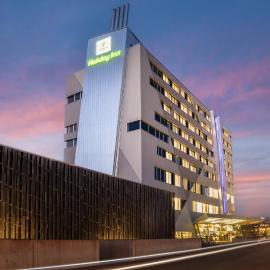 Holiday Inn Bern Westside by IHG, khách sạn ở Bern