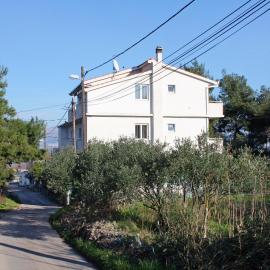 Apartments with parking space Slatine, Ciovo - 5999, hotel v Slatinah