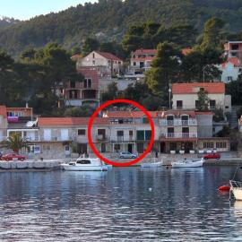 Apartments by the sea Brna, Korcula - 7553, hotel in Smokvica