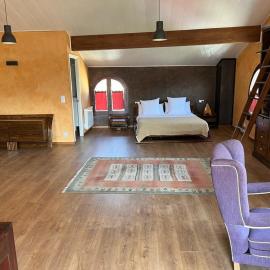 COMANEGRA, hotel a Castellfollit de la Roca