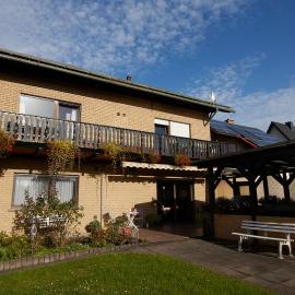 Gisela Bed & Stay Brakel Self Check-In Apartments Business Jakobsweg, hotel a Brakel
