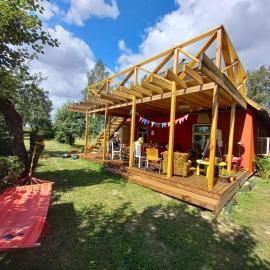 Kuberi Retro Holiday Home I Sauna Possibility, hotell i Pedja