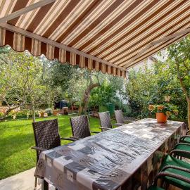 Apartments by the sea Artatore, Losinj - 7934, hotell i Čunski