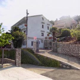 Apartments with parking space Moscenice, Opatija - 7689, hotel in Mošćenička Draga