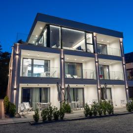 OW Mewa domki apartamenty nad jeziorem, ξενοδοχείο στη Νίσα
