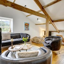 Loft 11 - Unique Apartment with Stunning Views, hotel in Harrogate