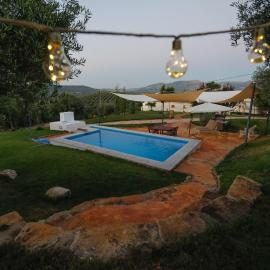 Cortijo Botánico el Cerro, hotel en Cabra