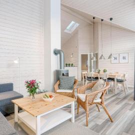 Stunning Home In Krems Iiwarderbrück With Sauna