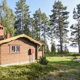 2 Bedroom Amazing Home In Moranunäs โรงแรมในFudal