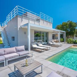 Villa Kòsmos - Piscina e Giardino - Villasimius, Hotel in Simius