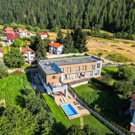 Mountain View, Hotel in Govedartsi