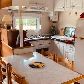Petite maison dans la prairie、Cabanac-et-Villagrainsのホテル