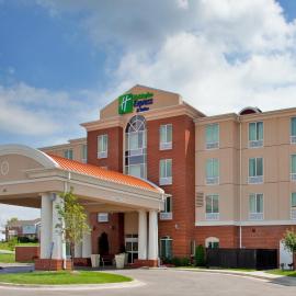 Holiday Inn Express Hotel & Suites Kansas City - Grandview by IHG, ξενοδοχείο σε Grandview