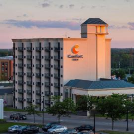 Comfort Inn Fallsview、ナイアガラ・フォールズのホテル