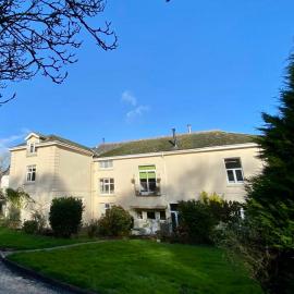 Halwell House - A Spacious Quiet Apartment, Hotel in Kingsbridge