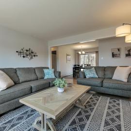 3 BR Private Pondside View New Reno [Moose Lodge]、バー・ハーバーのホテル