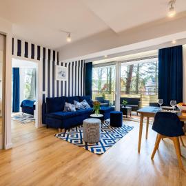 Apartament 21B Niebieskie Apartamenty z basenem krytym, odkrytym, salą zabaw, animacjami, hotel in Poddąbie