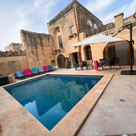 Birbuba House 2, hotel Għarbban