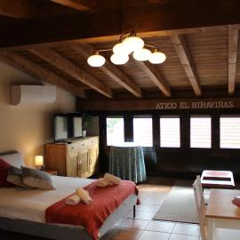 Atico El Miraviñas, hôtel à Labastida