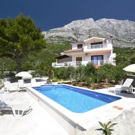 Family-friendly apartments with swimming pool Baska Voda, Makarska - 12442