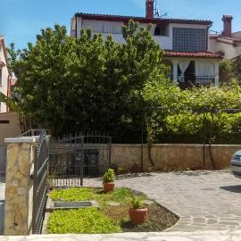 Apartments with WiFi Fazana - 12862, hotel a Marana