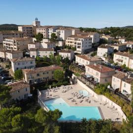 Maison de Vacances en Provence avec Piscine, Golf à Proximité, Fibre et Linge Haut de Gamme - FR-1-658-9