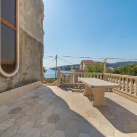 Apartments and rooms by the sea Sumartin, Brac - 13285, Hotel in Sumartin