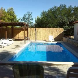 Family-friendly apartments with swimming pool Vir - Lozice, Vir - 13569