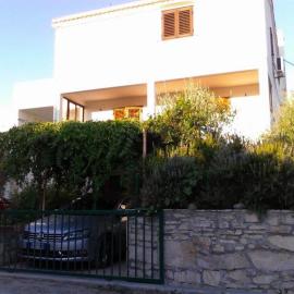 Apartments with parking space Rukavac, Vis - 13337, hotel en Vis