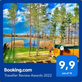 Makosieje Resort -komfortowy domek 30m od brzegu jeziora ,wi-fi, hotel in Makosieje