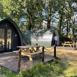 Nuthatch Cabin at Cloudshill Glade – hotel w mieście Wareham