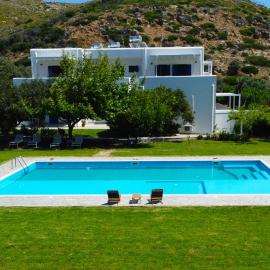 Alasthas, hotel di Gavrion