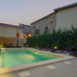 Authentic Istrian Villa Stazione with Pool