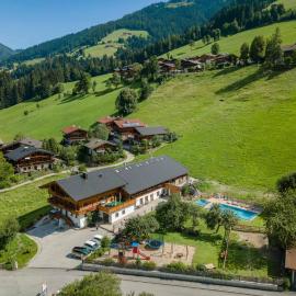 Aparthotel Hummerau, hotel v mestu Alpbach