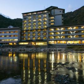 Sansuikan Kawayu Midoriya, hotel a Hongū