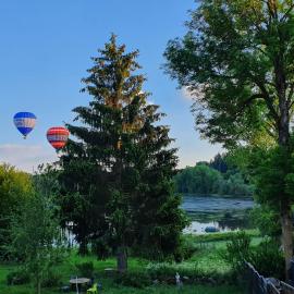Terrasse du Couchant #Lac#Terrasse#Calme, Hotel in Aydat
