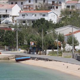 Apartments by the sea Metajna, Pag - 6336, hotel a Metajna