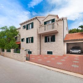 Apartments by the sea Postira, Brac - 15242