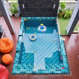 Richly pool villa@Phitsanulok, hotel u gradu Ban Ko