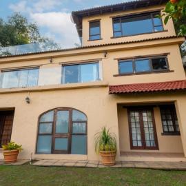 Vintage Serene Villa, hotel in Hartbeespoort