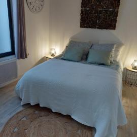 Charmant Studio au calme, hotel i Villemanoche