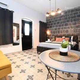 Bazelet Apartments, hotel i Tiberias