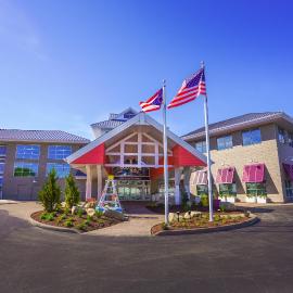Castaway Bay by Cedar Point Resorts, hotel di Sandusky