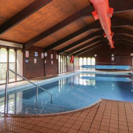Harcombe House Bungalow 5, hotel in Newton Abbot