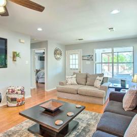 Lakefront Family Home w/ Boat Dock + Slip in Texas